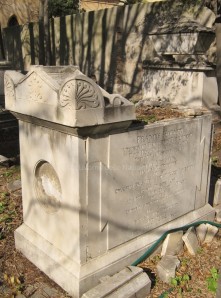 Front side of Horner's grave with the missing medallion portrait
